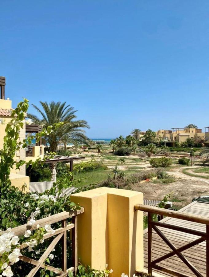 A Sea View Spacious Cheering 5 Bedroom Villa Ain Sokhna "Ain Bay" فيلا كاملة للإيجار قرية العين باي ไอน์ ซกนา ภายนอก รูปภาพ