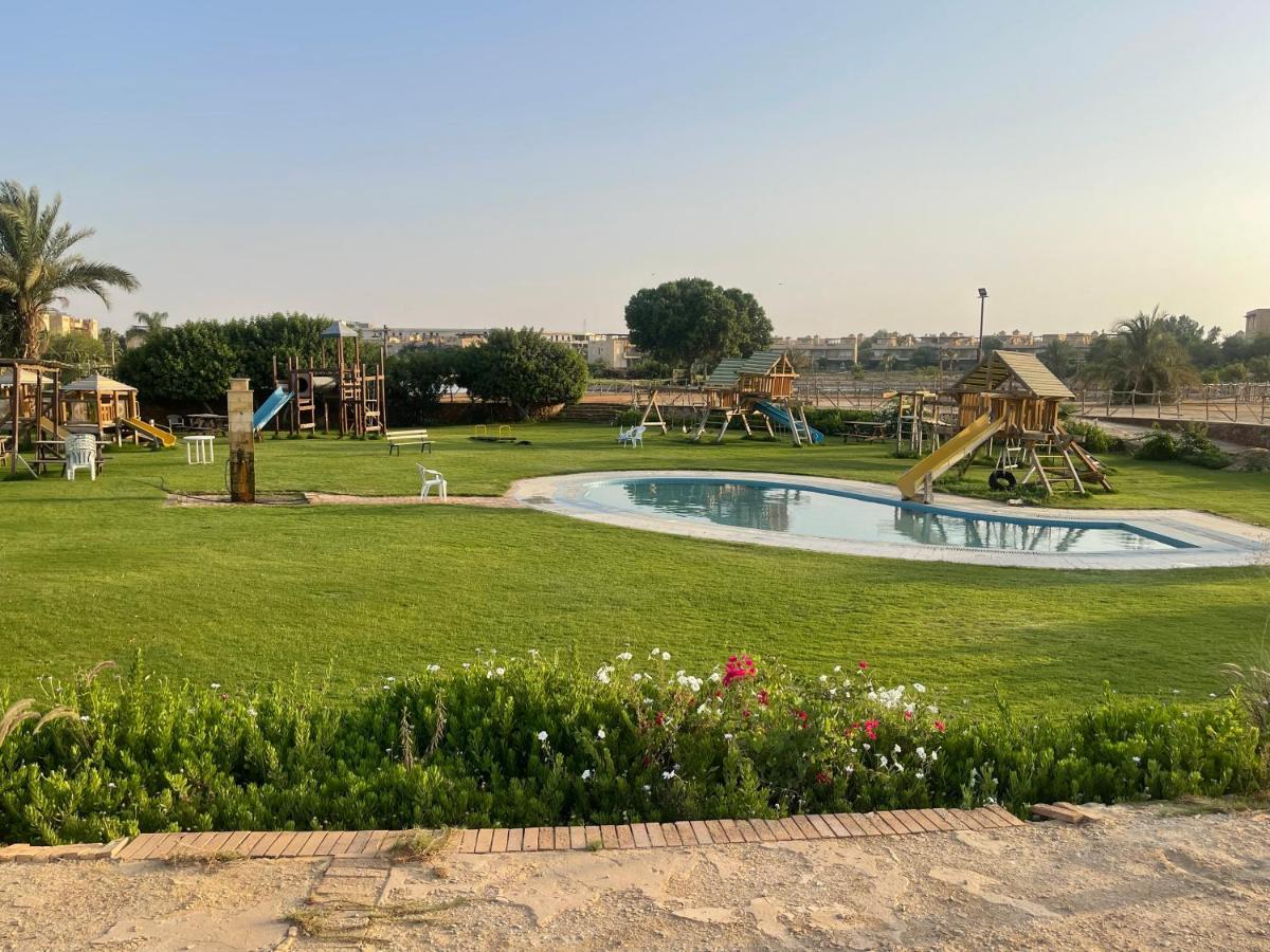 A Sea View Spacious Cheering 5 Bedroom Villa Ain Sokhna "Ain Bay" فيلا كاملة للإيجار قرية العين باي ไอน์ ซกนา ภายนอก รูปภาพ