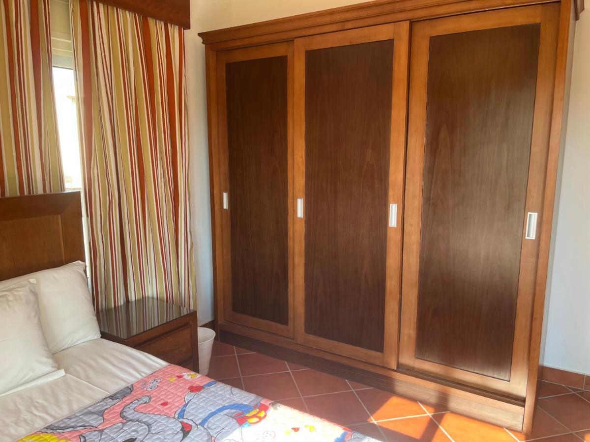 A Sea View Spacious Cheering 5 Bedroom Villa Ain Sokhna "Ain Bay" فيلا كاملة للإيجار قرية العين باي ไอน์ ซกนา ภายนอก รูปภาพ
