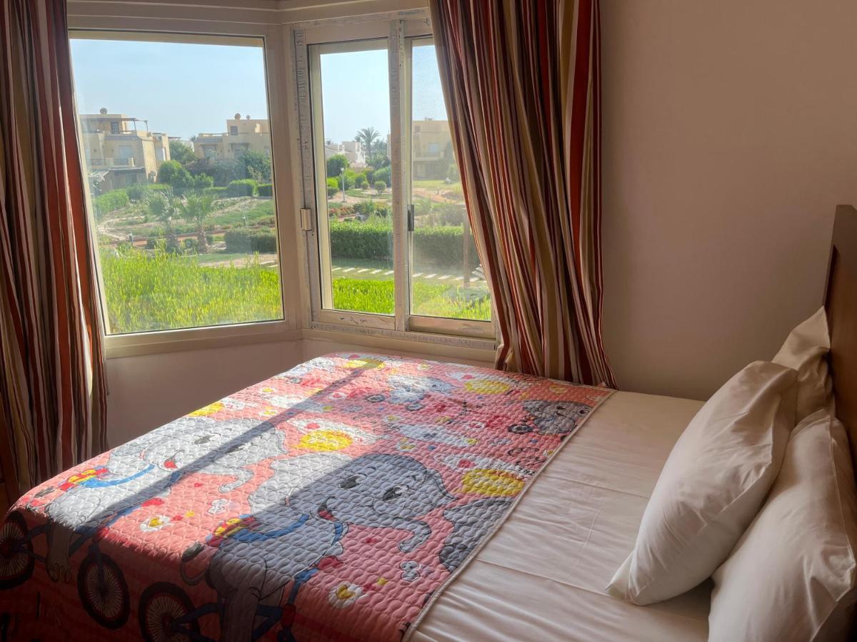 A Sea View Spacious Cheering 5 Bedroom Villa Ain Sokhna "Ain Bay" فيلا كاملة للإيجار قرية العين باي ไอน์ ซกนา ภายนอก รูปภาพ