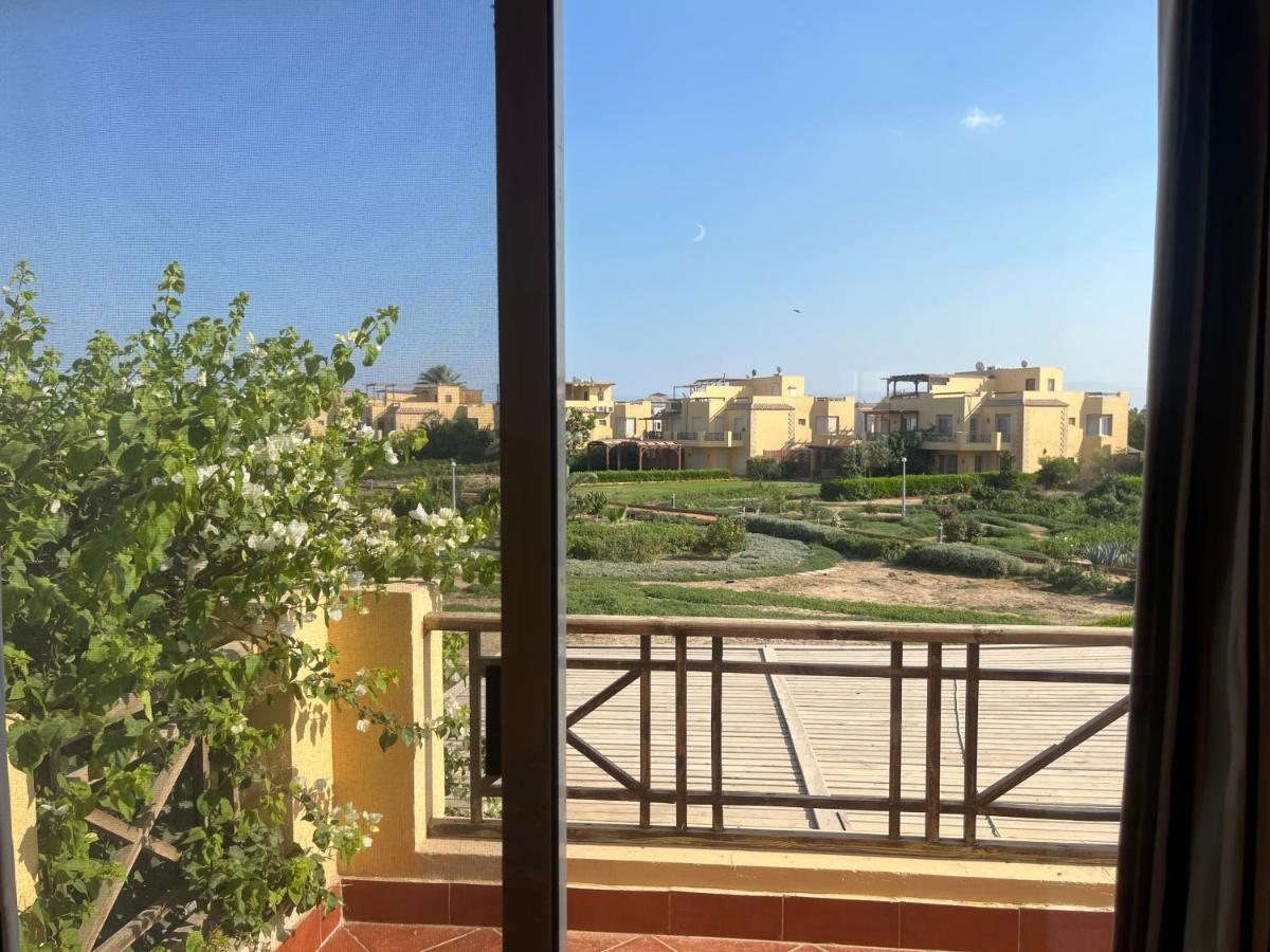 A Sea View Spacious Cheering 5 Bedroom Villa Ain Sokhna "Ain Bay" فيلا كاملة للإيجار قرية العين باي ไอน์ ซกนา ภายนอก รูปภาพ