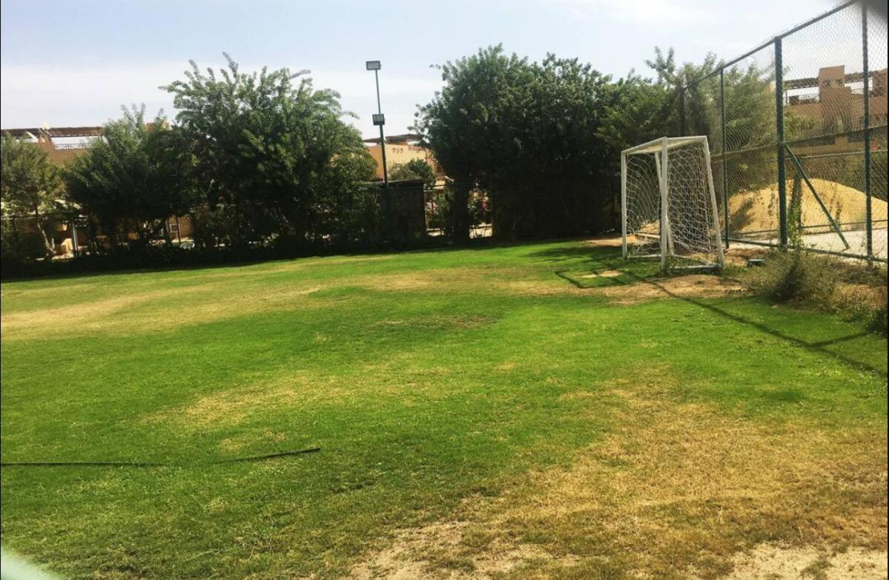 A Sea View Spacious Cheering 5 Bedroom Villa Ain Sokhna "Ain Bay" فيلا كاملة للإيجار قرية العين باي ไอน์ ซกนา ภายนอก รูปภาพ