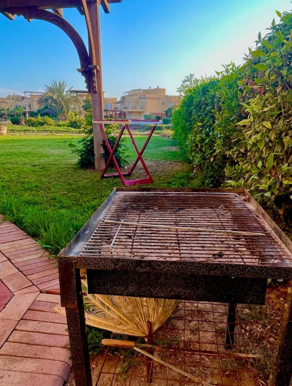A Sea View Spacious Cheering 5 Bedroom Villa Ain Sokhna "Ain Bay" فيلا كاملة للإيجار قرية العين باي ไอน์ ซกนา ภายนอก รูปภาพ