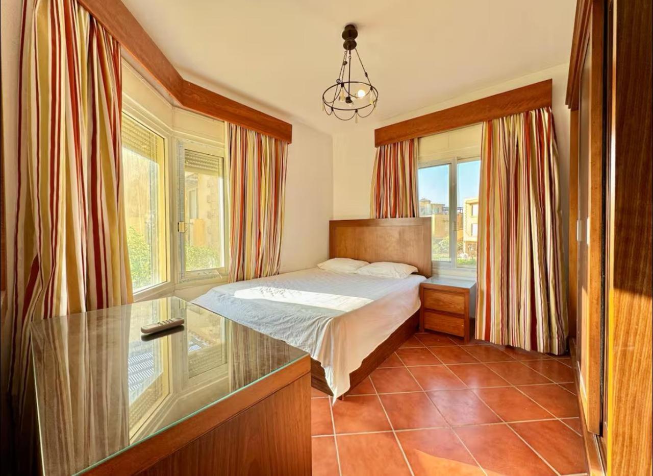 A Sea View Spacious Cheering 5 Bedroom Villa Ain Sokhna "Ain Bay" فيلا كاملة للإيجار قرية العين باي ไอน์ ซกนา ภายนอก รูปภาพ