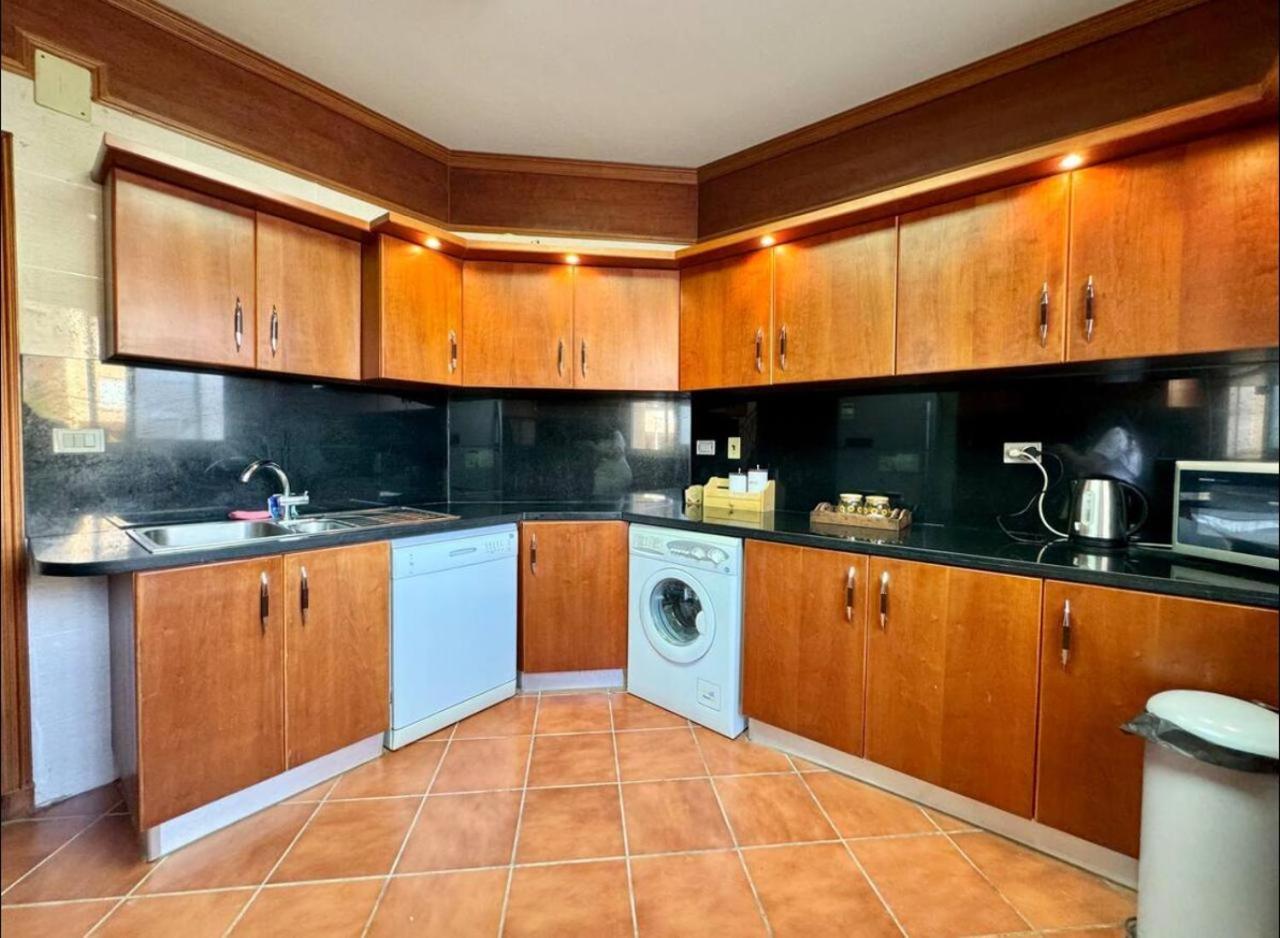 A Sea View Spacious Cheering 5 Bedroom Villa Ain Sokhna "Ain Bay" فيلا كاملة للإيجار قرية العين باي ไอน์ ซกนา ภายนอก รูปภาพ