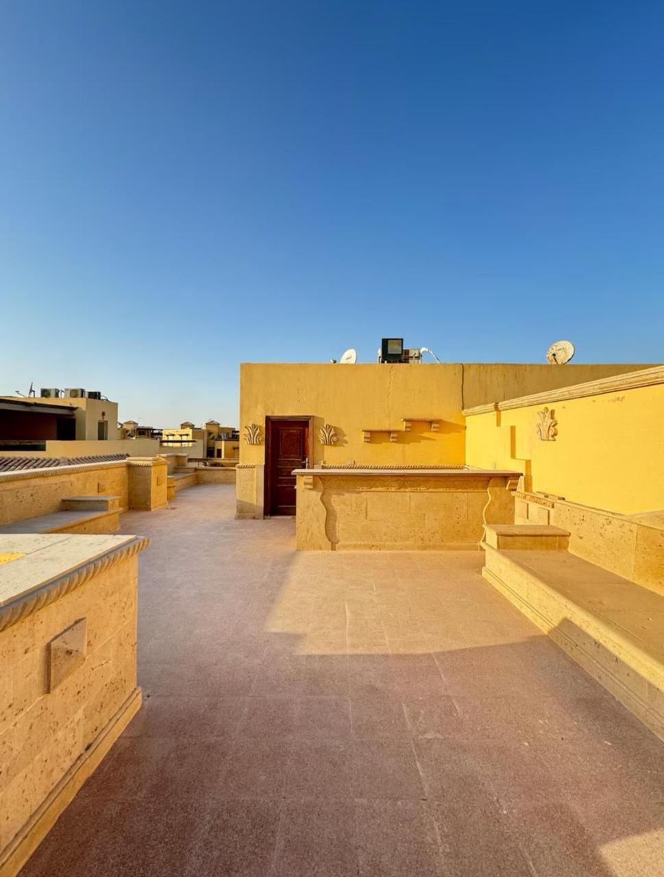 A Sea View Spacious Cheering 5 Bedroom Villa Ain Sokhna "Ain Bay" فيلا كاملة للإيجار قرية العين باي ไอน์ ซกนา ภายนอก รูปภาพ